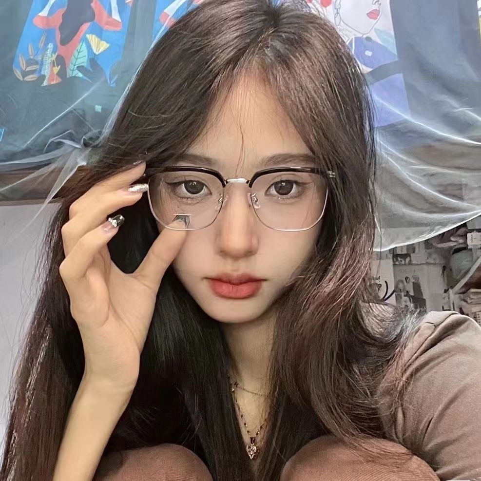 Mắt Kính Nửa Gọng Tròn Siêu Nhẹ Chống Ánh Sáng Xanh Thời Trang Cho Nữ