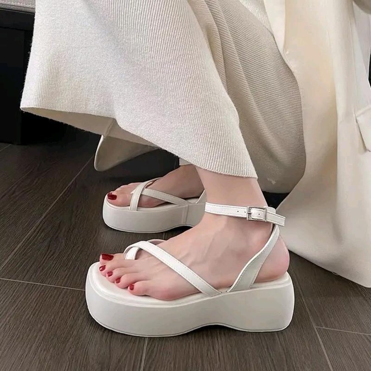 Sandal Nữ Đế Xuồng 7cm Quai Dây Xỏ Ngón 2023