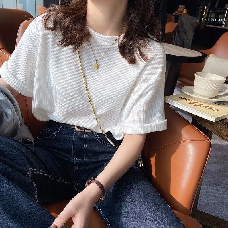 】【Cổ Tròn Nữ Bán Chạy Thời Trang Đường Phố Mùa HèTÁo Sơ Mi Khí Chất Lười Xu Hướng Tay Áo Năm Điểm Rộng Rãi Mẫu Mới Dễ Ph