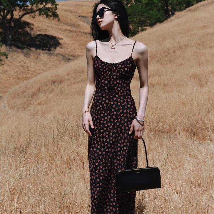 Đầm Hai Dây Họa Tiết Hoa Phong Cách Pháp Ngọt Ngào Thời Trang Năm Mới