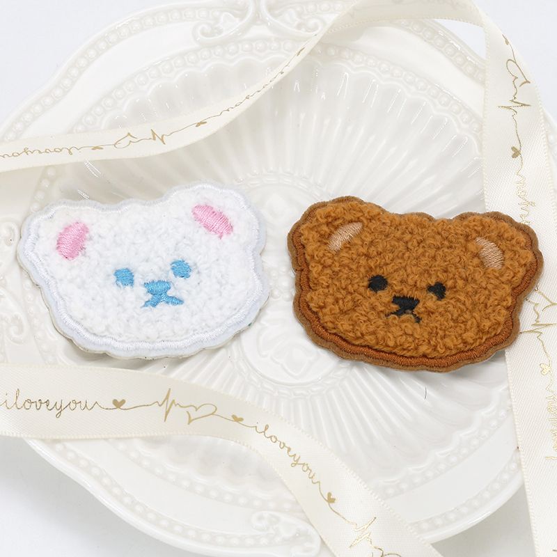 Miếng Vá Quần Áo Tự Dính Hình Gấu Dễ Thương