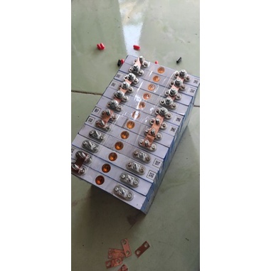 Pin lithium sắt 3.7v32AH mới 100% cho xe điện, lưu trữ