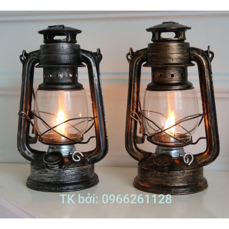 Đèn bão trang trí dùng dầu  cao 24cm chất liệu sắt dùng để dã ngoại, sưu tầm, trang trí quán cafe
