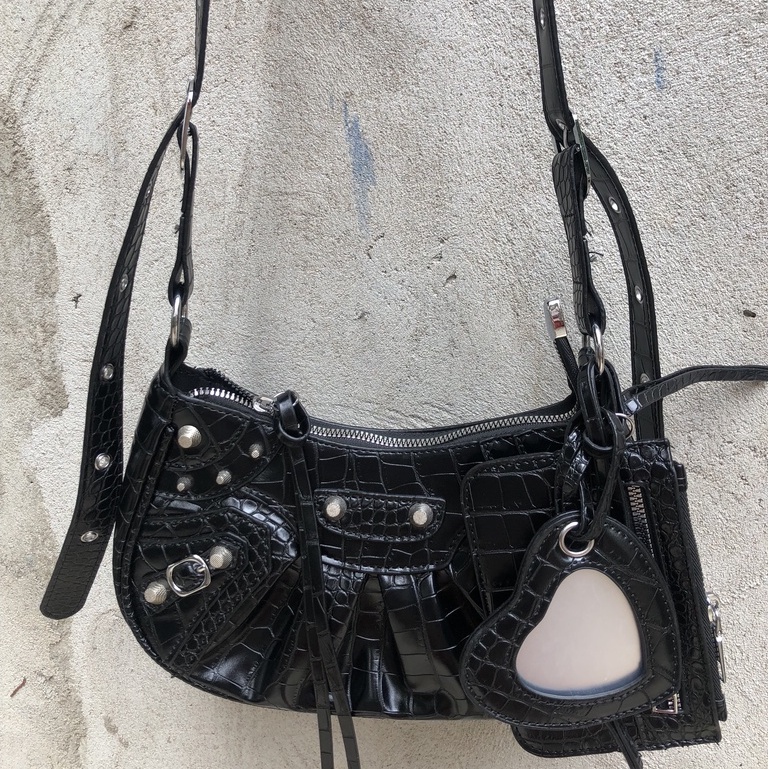 CÓ SẴN Túi đeo chéo balen set 3 chi tiết chất da vân sần cực sang chảnh ,mẫu mới nhất hàng cao cấp màu đen TS8 - Rockcow