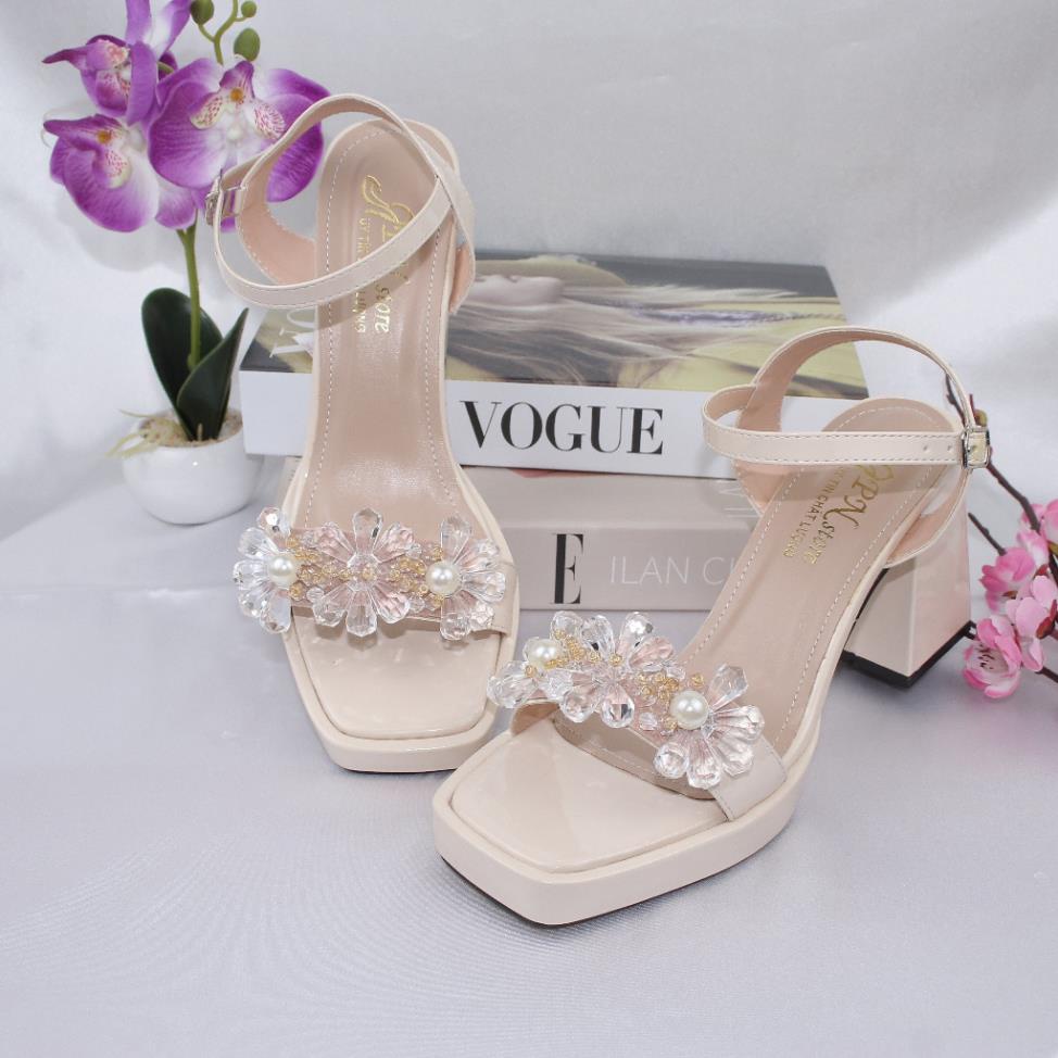 Giày cao gót đúp vuông 9p quai bản ngang hở gót kết khóa đính pha lê SD79  - RS