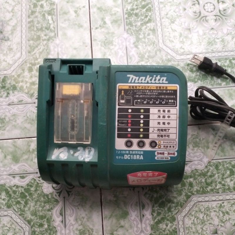 Sạc pin Makita 7.2-18v và 7.2-24v và sạc Panasonic l81 nội địa nhật