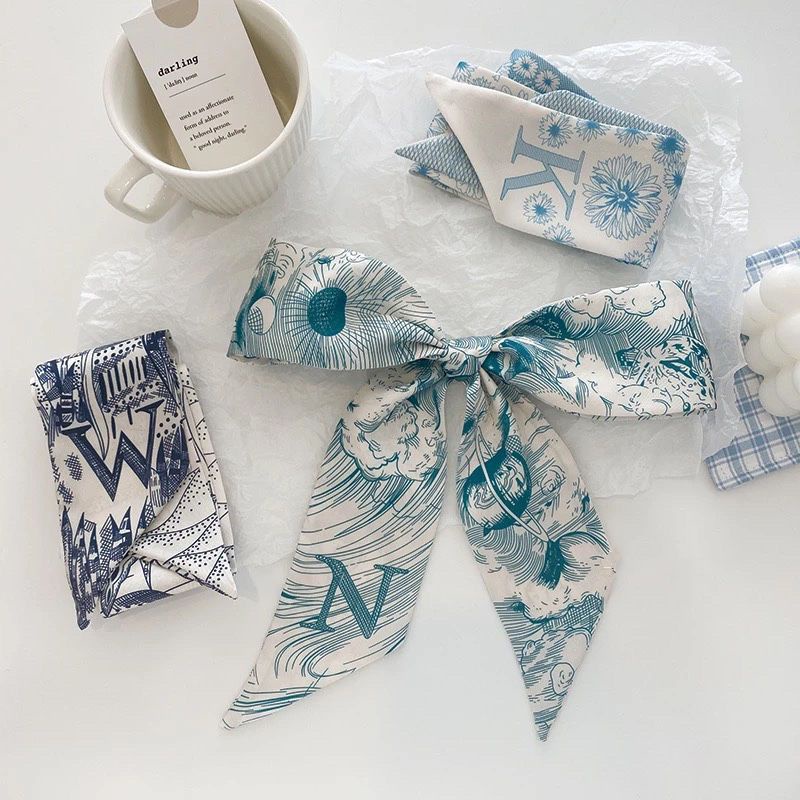 Khăn Quàng Cổ Lụa In 26 Chữ Phong Cách Hàn Quốc Thanh Lịch