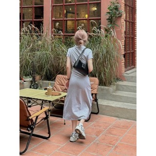 váy polo xẻ tà