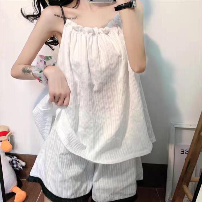 Bộ đũi 2 dây thích hợp mặc ở nhà phong cách nhẹ nhàng, cá tính AO7