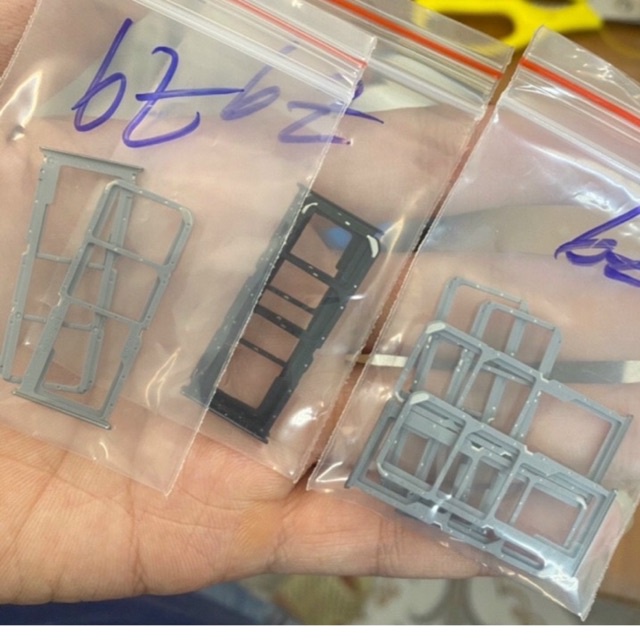 Nắp lưng Khay sim Oppo Reno 6Z 5G