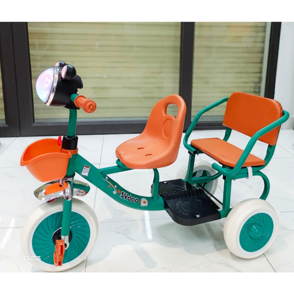 Xe đạp xích lô có đèn, có nhạc, đệm da