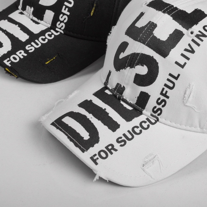 Mũ nón Diesel wash rách bụi bặm