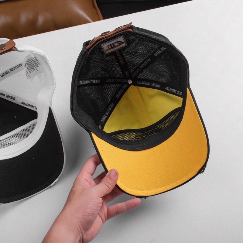 Mũ nón Diesel wash rách bụi bặm