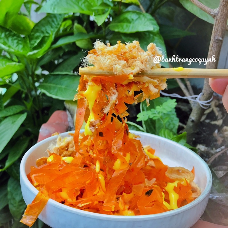 Bánh tráng sợi tôm trộn chà bông/khô bò hành bơ