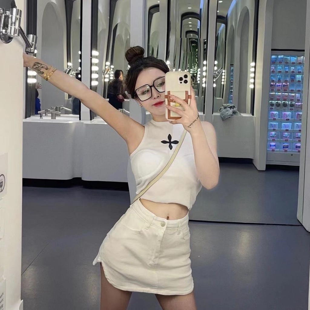 Jiashucheng 2023 Váy Denim Ngắn Lưng Cao Dáng Ôm Màu Trắng Thời Trang Xuân Hè Hàng Mới Dành Cho Bạn Nữ