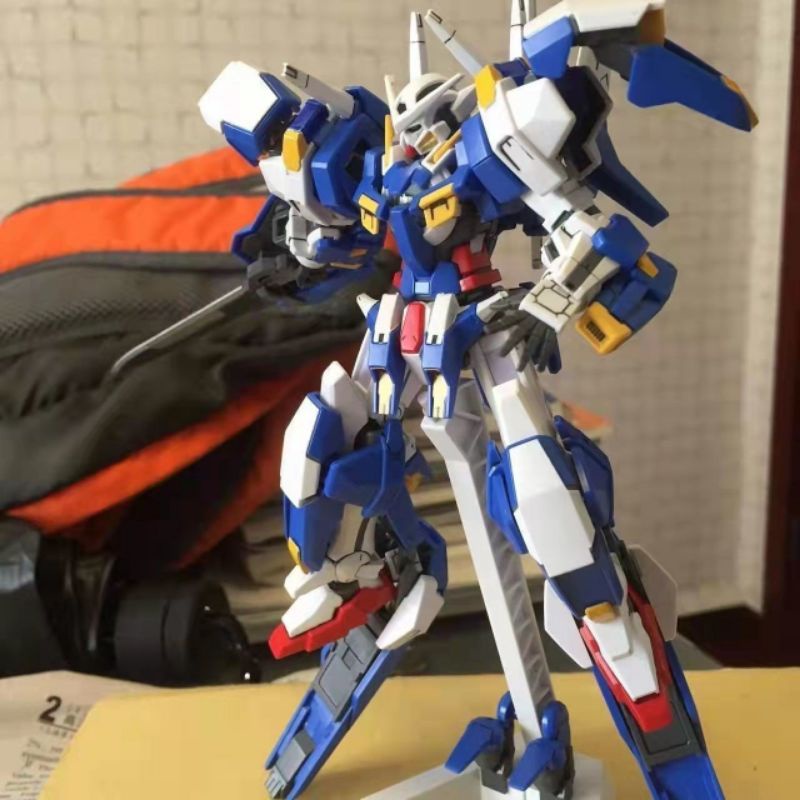 Mô hình lắp ghép gundam Fighter avalanche exia' nhựa abs tỷ lệ 1/144