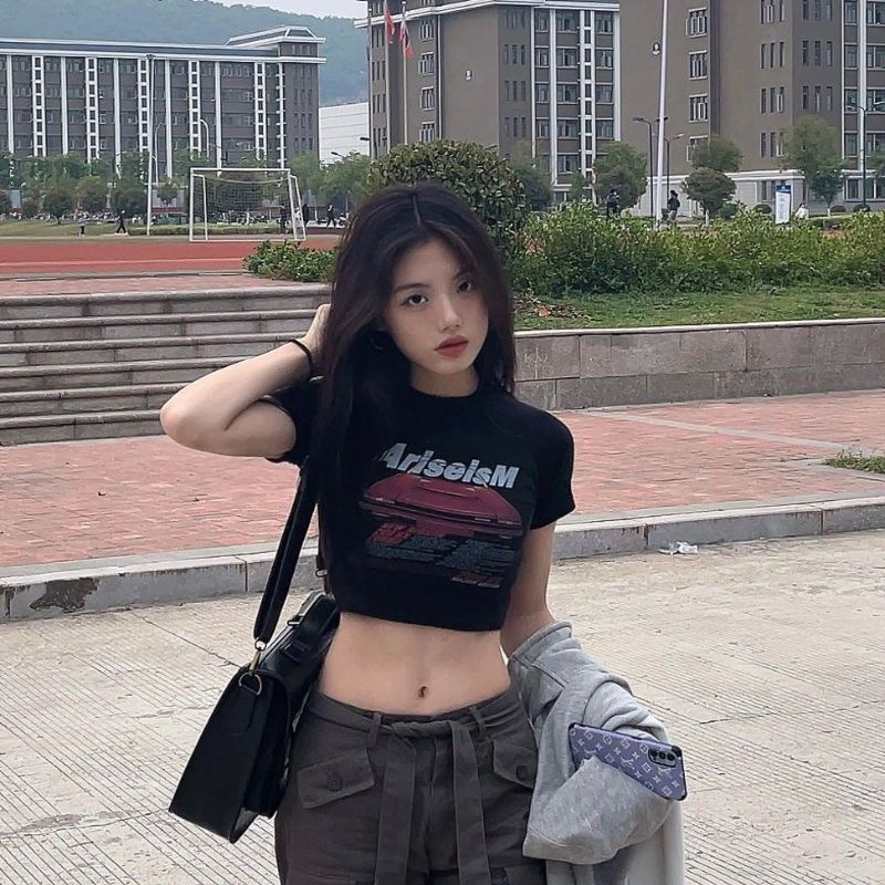 Áo Thun Tay Ngắn Hở Vai Màu Đen Phong Cách Retro Dành Cho Nữ