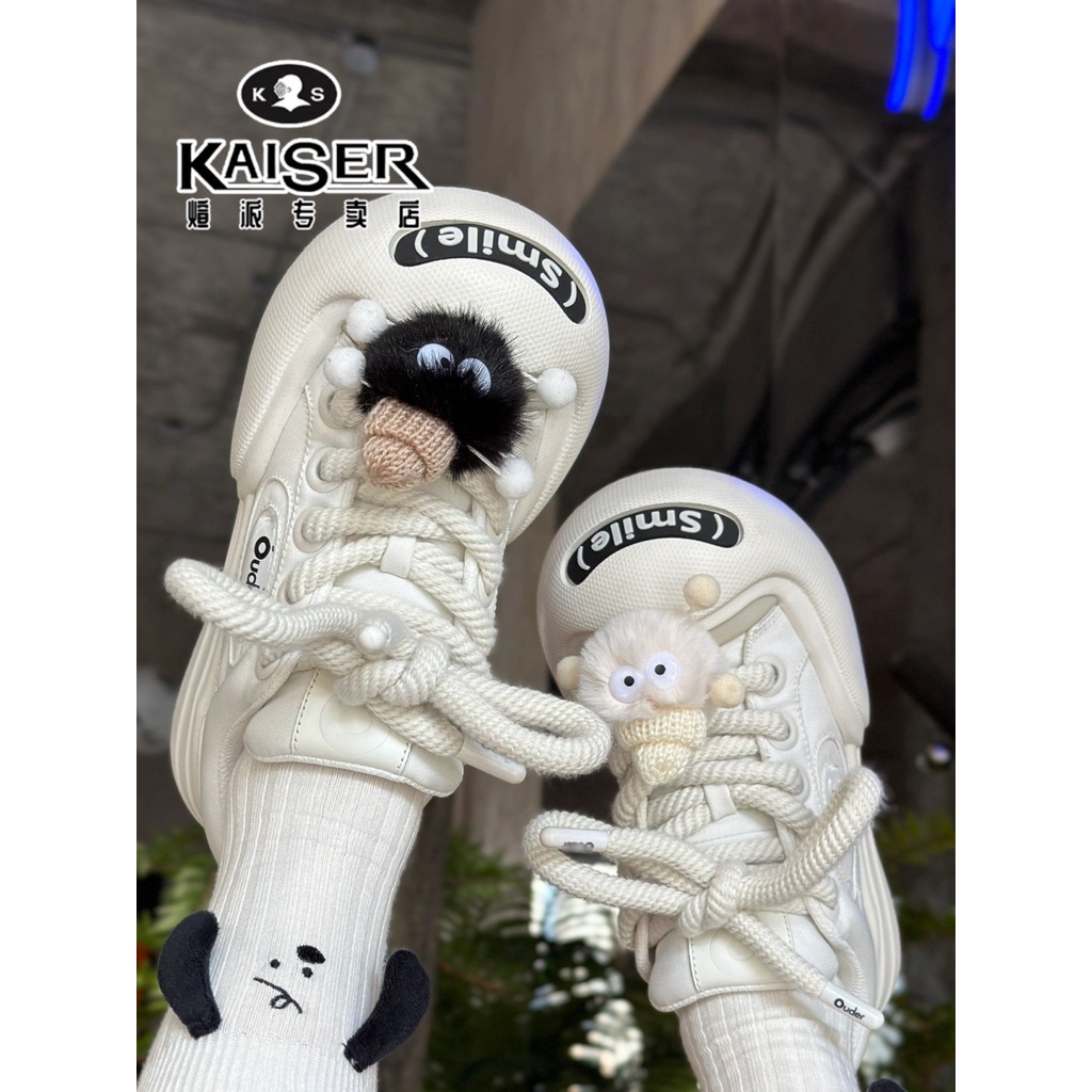 Giày Sneaker Caesar KAISER Trắng Hươu Với Đầu To Dễ Thương Cho Nữ Thiết Kế Cảm Giác Mở an