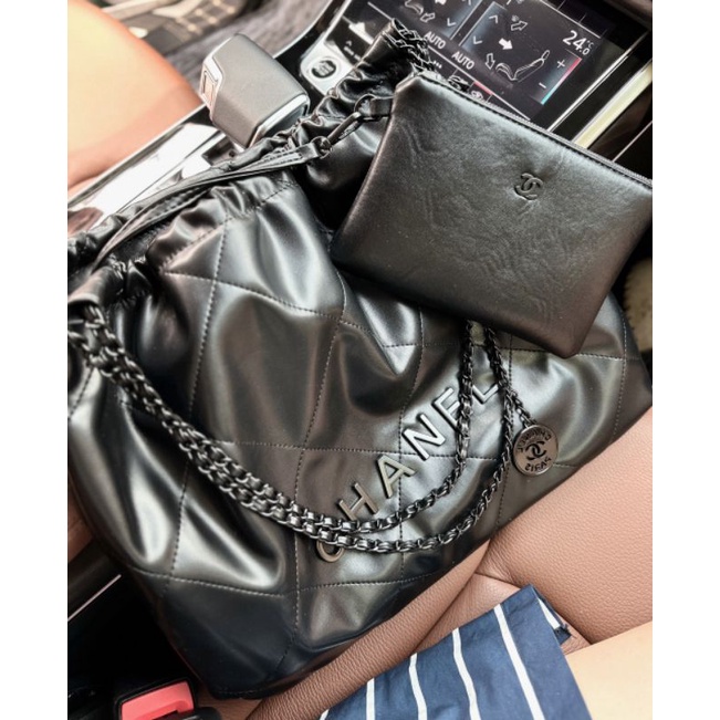 Túi xách nữ C.N BAG so black sz32x38cm logo đen bản mới nhất hàng super siêu nét fullbox nguyên seal