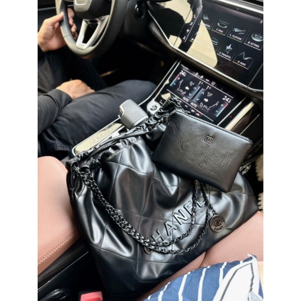 Túi xách nữ C.N BAG so black sz32x38cm logo đen bản mới nhất hàng super siêu nét fullbox nguyên seal