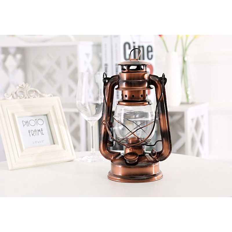 Đèn bão trang trí dùng dầu  cao 24cm chất liệu sắt dùng để dã ngoại, sưu tầm, trang trí quán cafe