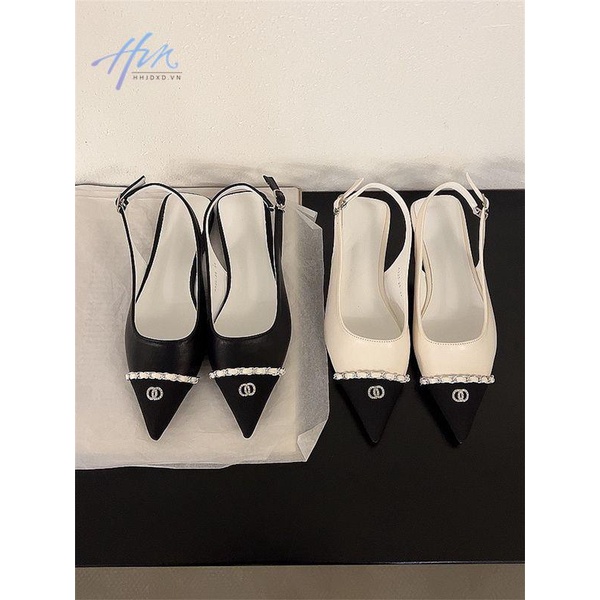 Giày Sandal Mũi Nhọn Đế Bằng Phối Dây Xích Màu Sắc Thời Trang Dành Cho Nữ
