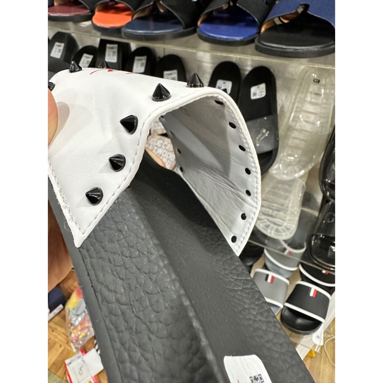 Dép Loubutenn Đinh - thường nam, dép quai ngang nam mẫu hot