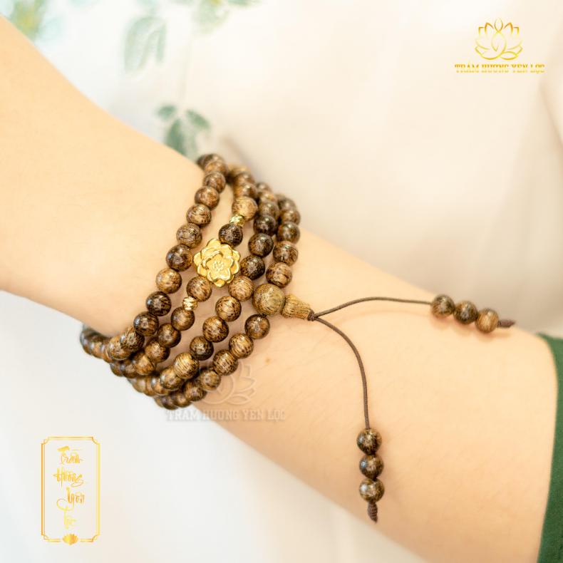 Vòng Tay Trầm Hương 108 Hạt Mix Hoa Sen Vàng  - Vòng tay mùi thơm dịu nhẹ, thoải mái