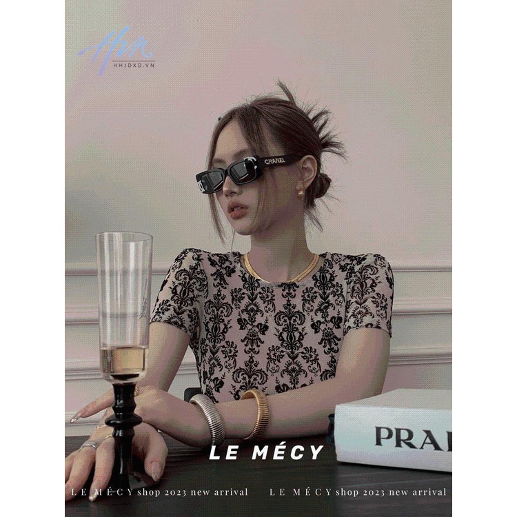 Áo Thun Ngắn Mỏng Vừa Vặn Mùa Hè In Họa Tiết Cổ Điển Phong Cách Mỹ Cho Nữ