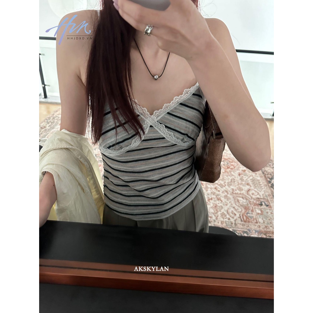 Áo Hai Dây Ôm Dáng Họa Tiết Kẻ Sọc Đơn Giản Phong Cách Hàn Quốc Thời Trang Mùa Hè 2023 Mới