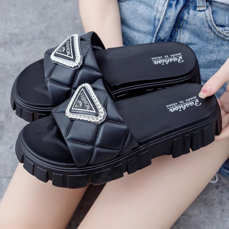 Dép nữ quai ngang tam giác đính đá độn đế 5cm Siêu Đẹp