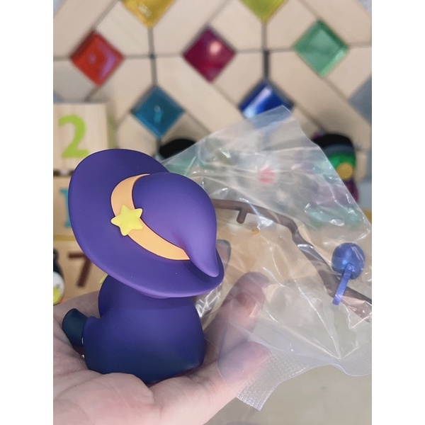 Chính hãng F.Uni Repolar trưng bày toys