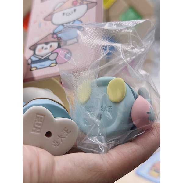 Unbox Chính hãng F.Uni zZoton trưng bày Toys