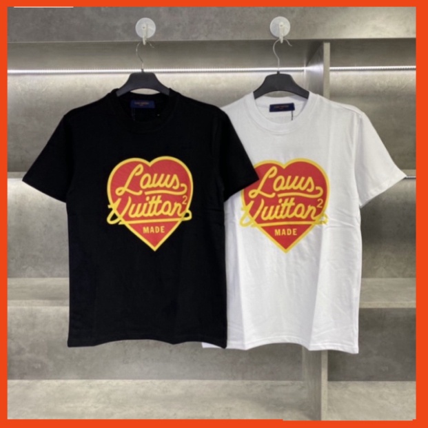 Áo thun nam nữ Lờ Vi trái tim cổ tròn. Áo Phông Trái Tim Siêu Hot Thiết kế đẹp mắt trẻ trung năng động. | BigBuy360 - bigbuy360.vn