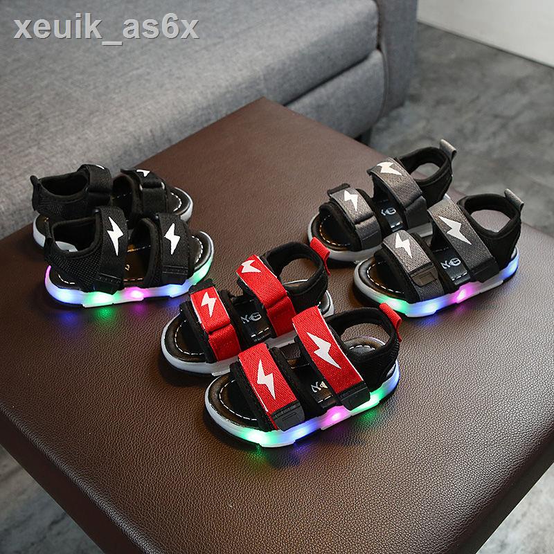 ◎✽Giày Sandal Phát Sáng Cho Trẻ Em Mùa Hè 2022 Đế Mềm Bé Gái Đi Biển Thời Trang Nhẹ Hợp