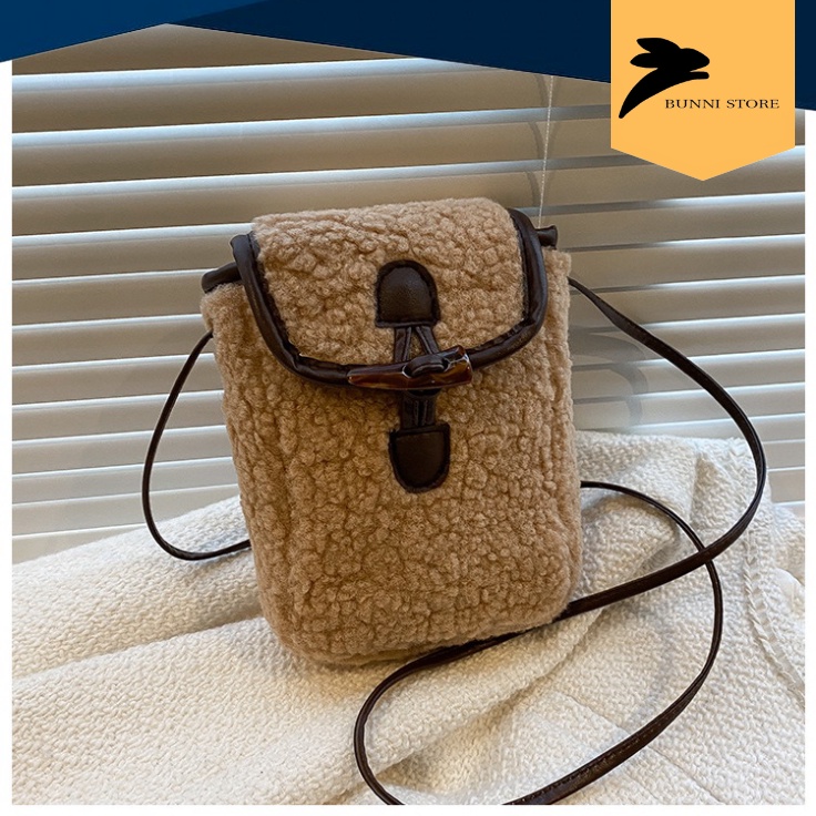 Túi đeo chéo mini messenger chất vải lông cừu, nhung bông mềm mại cao cấp hot trend 2023 |T017 | bunnistore