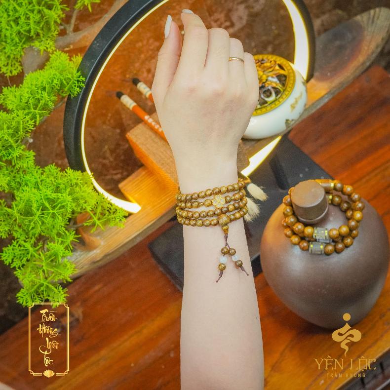 Vòng Trầm 108 Cỏ 4 Lá - Đủ màu theo cung mệnh