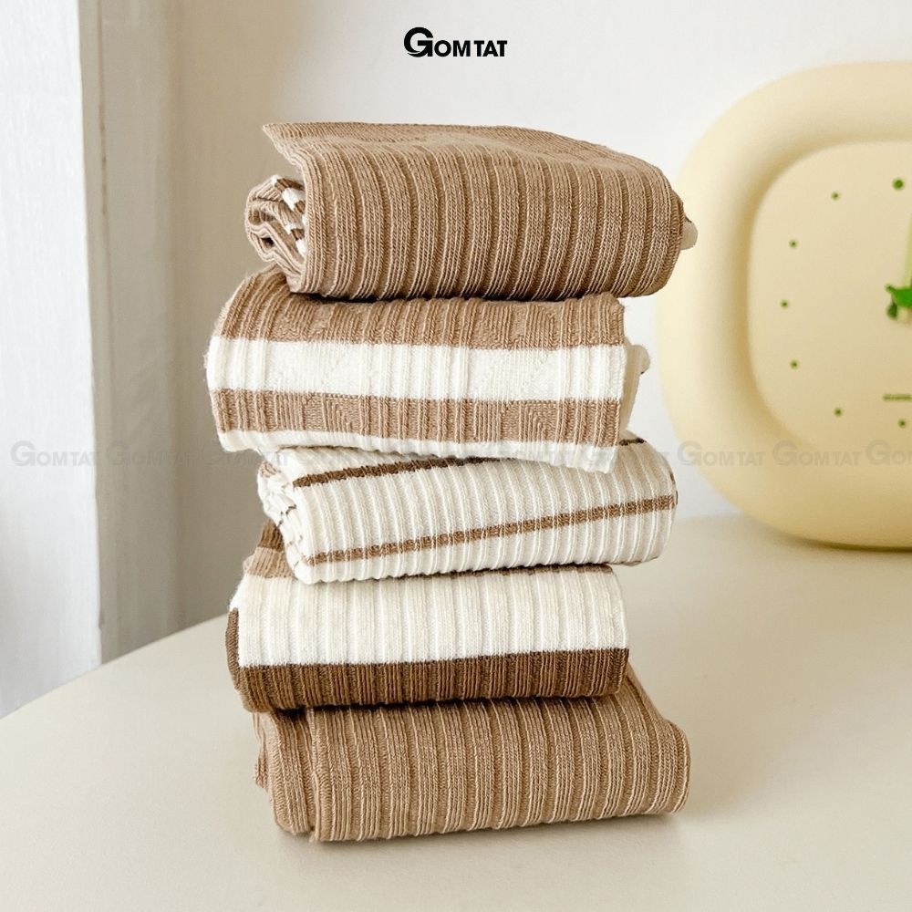 Tất nữ cổ cao GOMTAT phối màu kem và nâu, chất liệu cotton dày dặn, thấm hút mồ hôi - KOGOT-PO-3020-1DOI