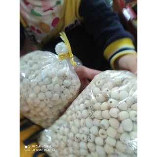 hạt sen khô nấu chè, cháo, hầm canh
