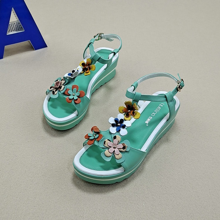 Giày Sandal Bằng Da Thật Đế Dày Nhẹ Nhàng Hở Ngón Cài Khóa Hoa Phong Cách Hàn Quốc Thời Trang Mùa Hè Cho Nữ