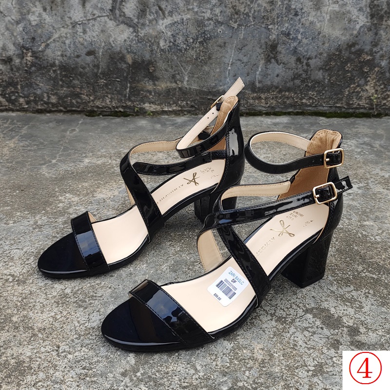 Sandal Hở Ngón Gót Thấp Dày Dặn Có Khóa Gài Thời Trang Mùa Hè Phong Cách Hàn Quốc Cho Nữ 23