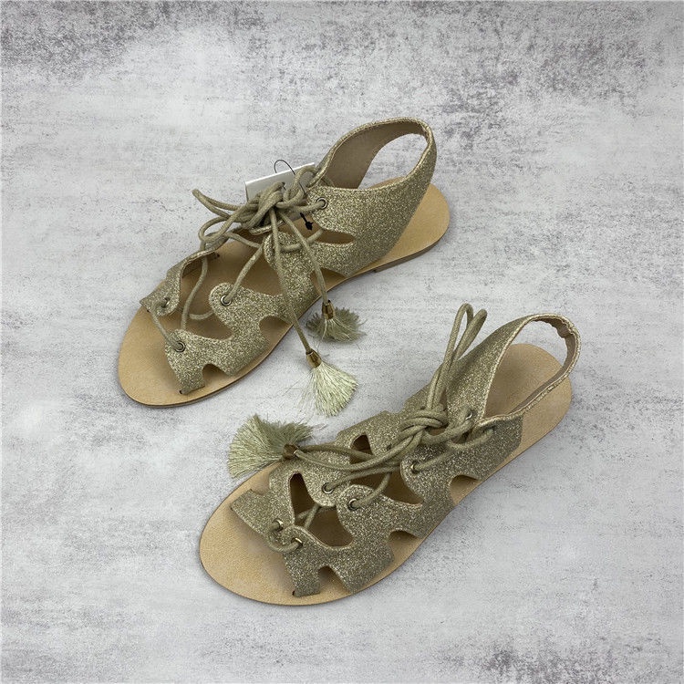 Giày Sandal Hở Ngón Đế Bằng Quai Chéo Đính Kim Sa Phối Tua Rua Thời Trang Cho Nữ