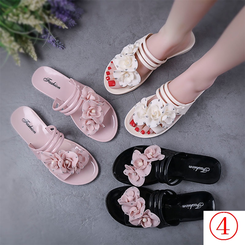 Dép Sandal Nhựa Dẻo Đế Bằng Chống Thấm Nước Đính Hoa Thời Trang Hàn Quốc Cho Nữ
