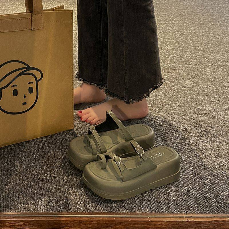 Dép bánh mì đế cao Dép xỏ ngón đế dày bánh xốp