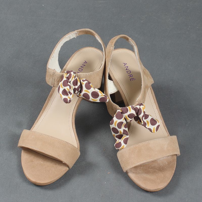 Giày Sandal Cao Gót Bằng Da Thật Siêu Nhẹ Hở Ngón Phong Cách Phương Tây Cho Nữ