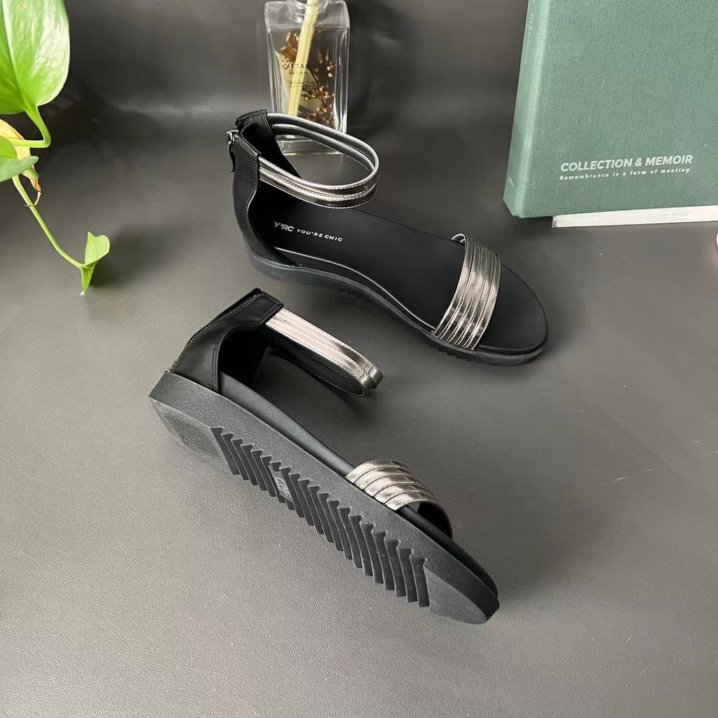 Giày Sandal Cao Su Đế Bằng Chống Trượt Có Khóa Kéo Sau Lưng