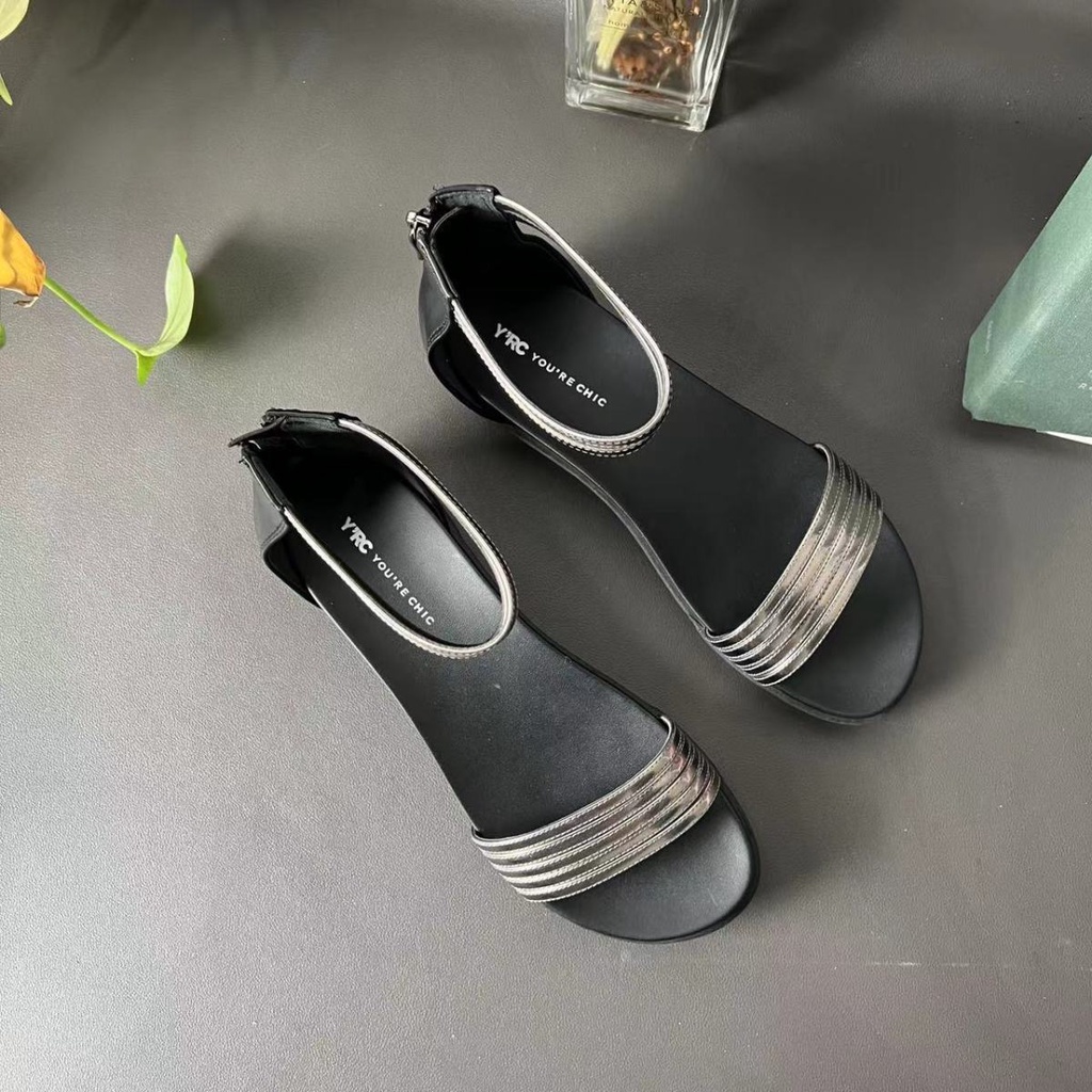 Giày Sandal Cao Su Đế Bằng Chống Trượt Có Khóa Kéo Sau Lưng