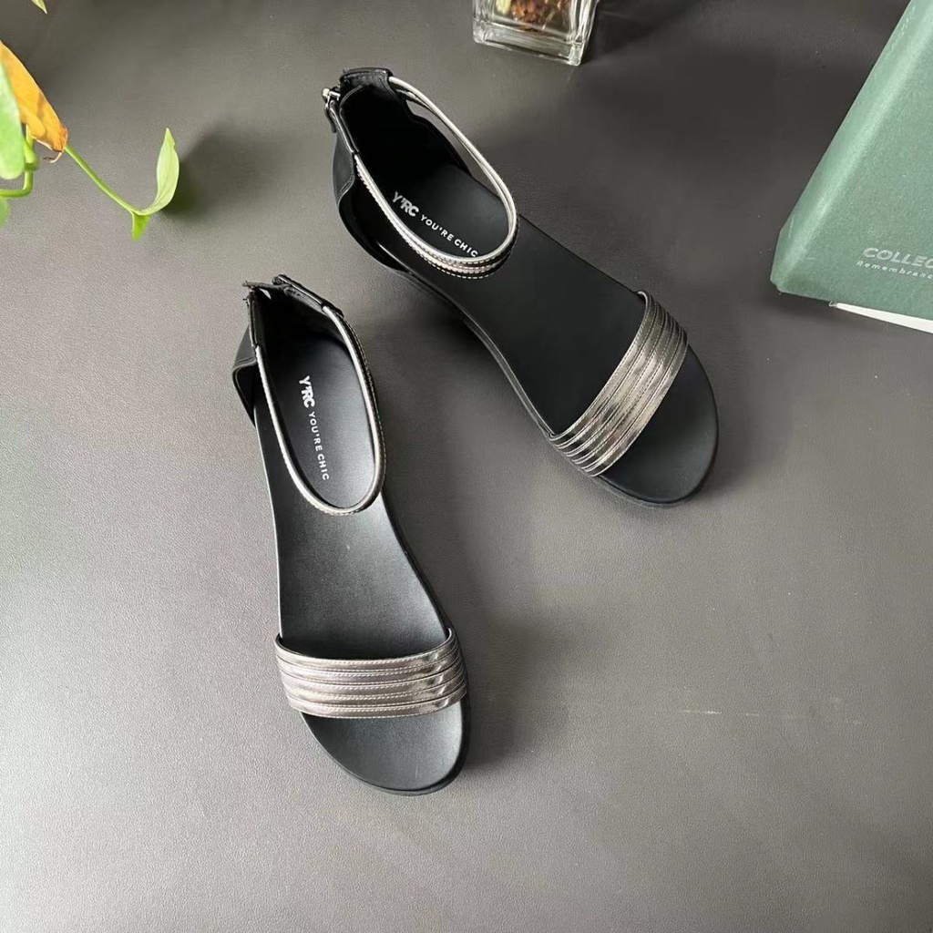 Giày Sandal Cao Su Đế Bằng Chống Trượt Có Khóa Kéo Sau Lưng