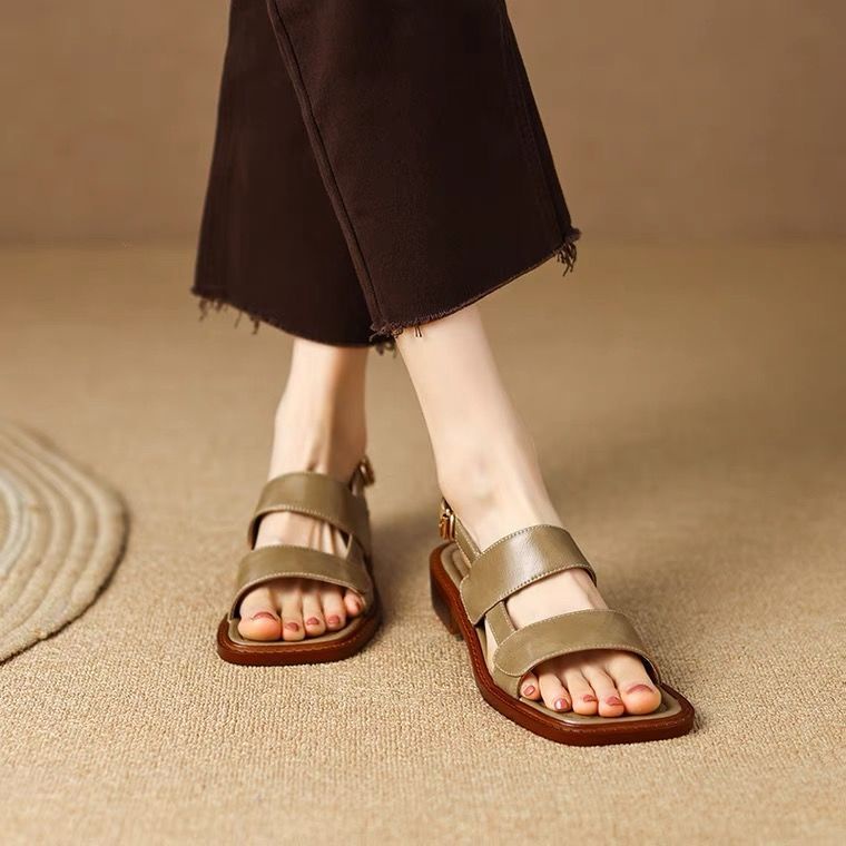 Sandal Hở Ngón Đế Thấp Dày Dặn Phong Cách Thời Trang Mùa Hè Mới 2022