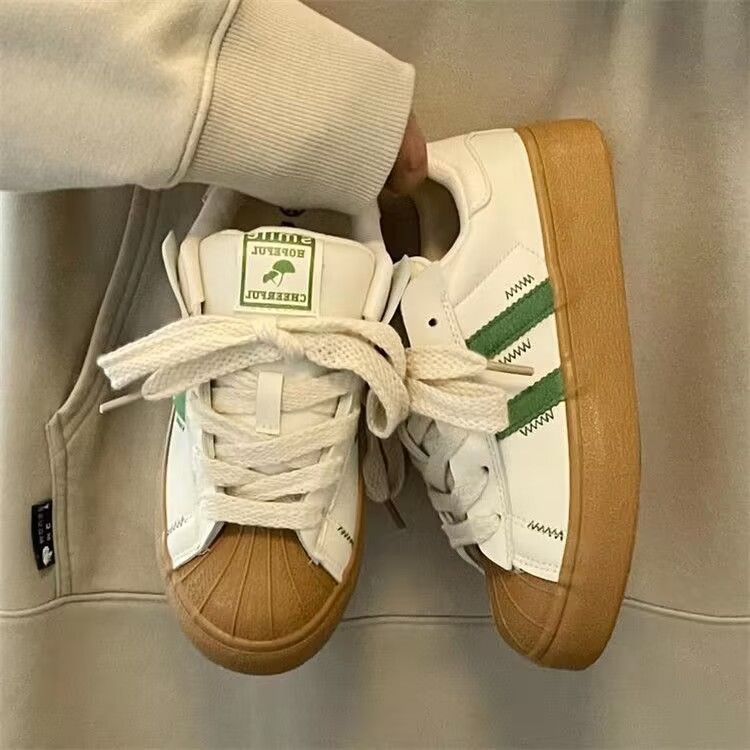 Giày Thể Thao Đế Dày Thoải Mái Màu Trắng Thiết Kế Vỏ Sò Cổ Điển Thời Trang Xuân Hè Cho Nữ